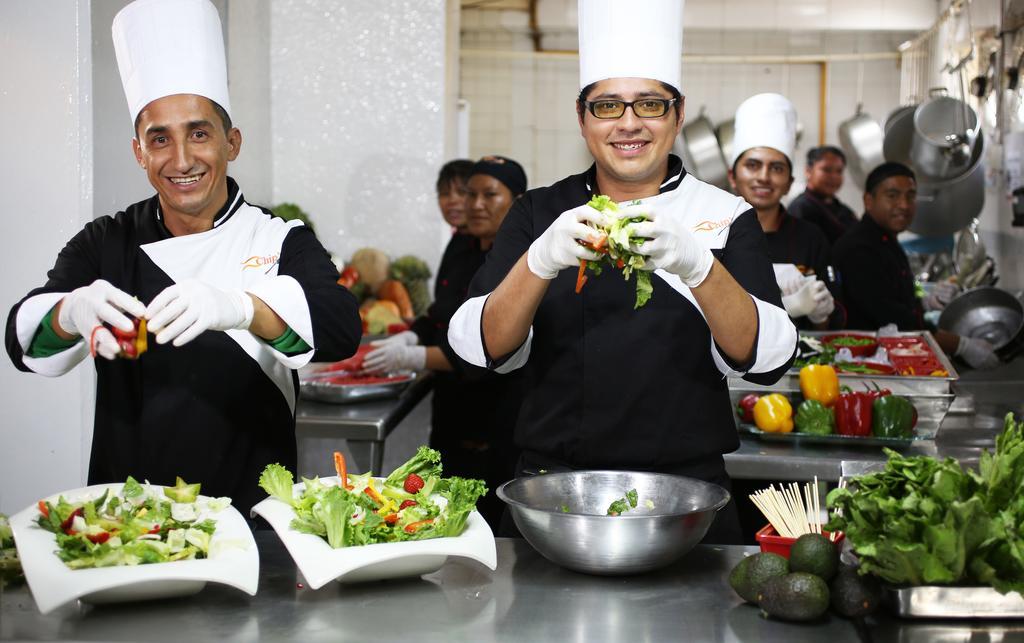 Hotel Emily Pachuca Екстериор снимка